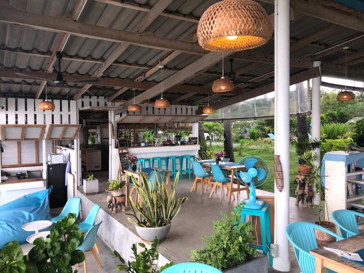 Le Petit Saint Tropez Hotel Khanom Luaran gambar
