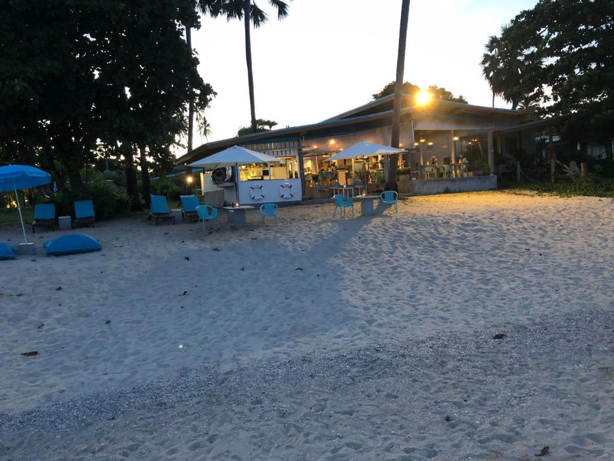 Le Petit Saint Tropez Hotel Khanom Luaran gambar