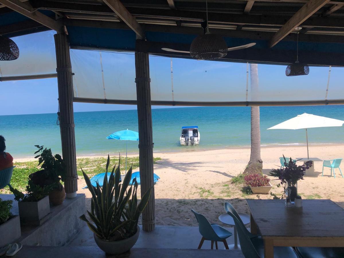 Le Petit Saint Tropez Hotel Khanom Luaran gambar