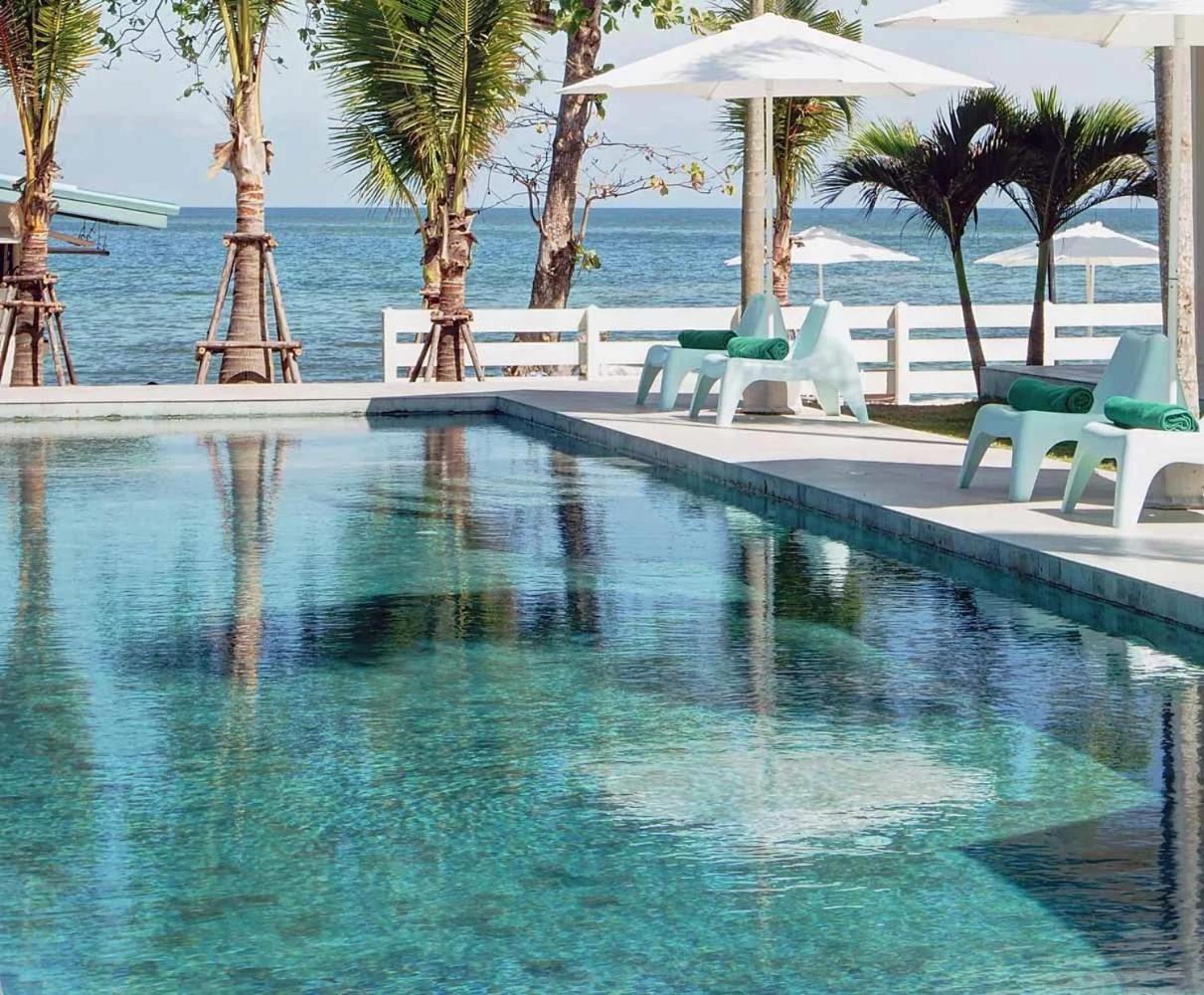 Le Petit Saint Tropez Hotel Khanom Luaran gambar